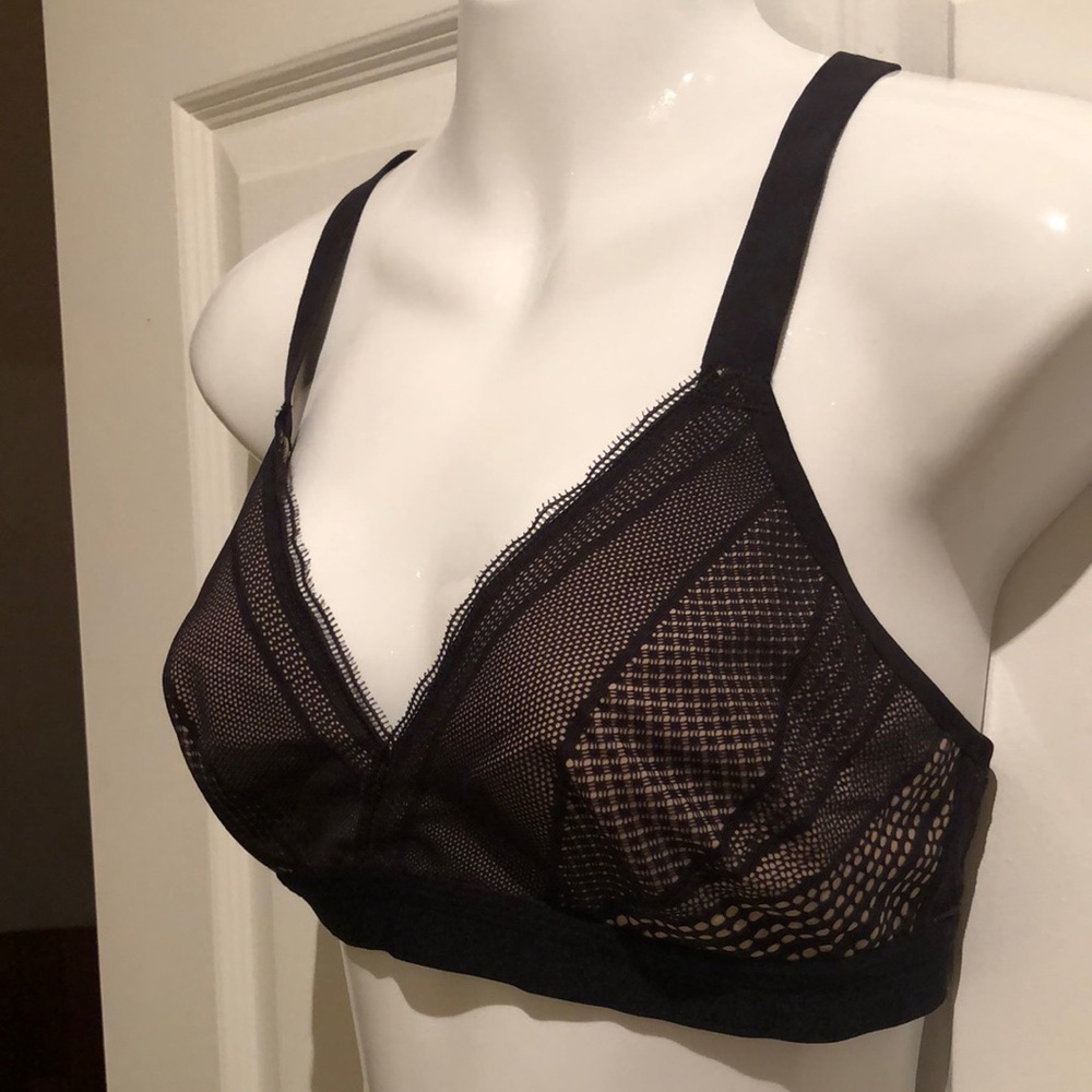 Lululemon Black Lace Bra